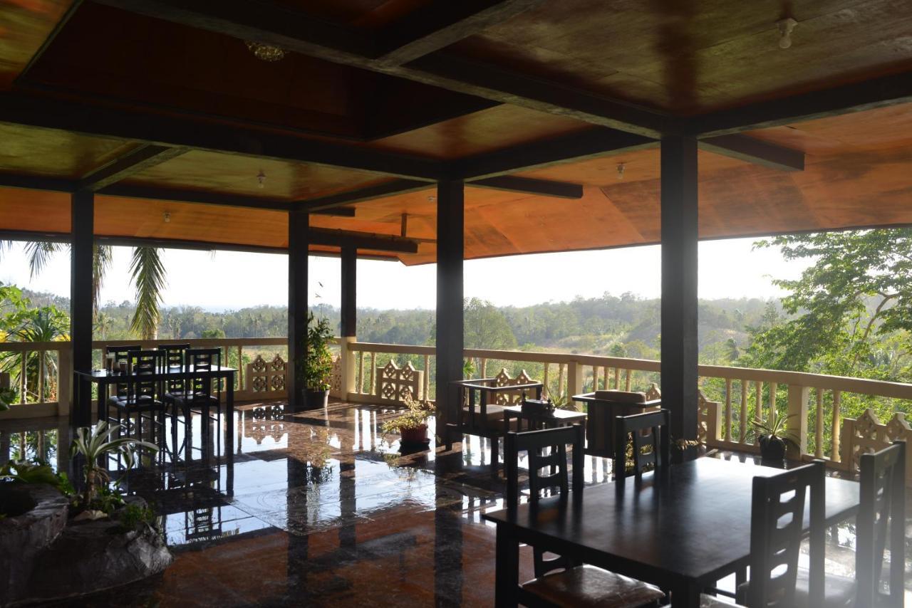 Tangkoko Sanctuary 3* Bitung
